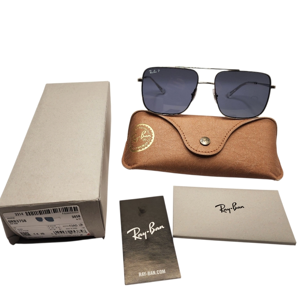 Polarized Blue Ray-Ban Sunglasses Ari RB 3758‎